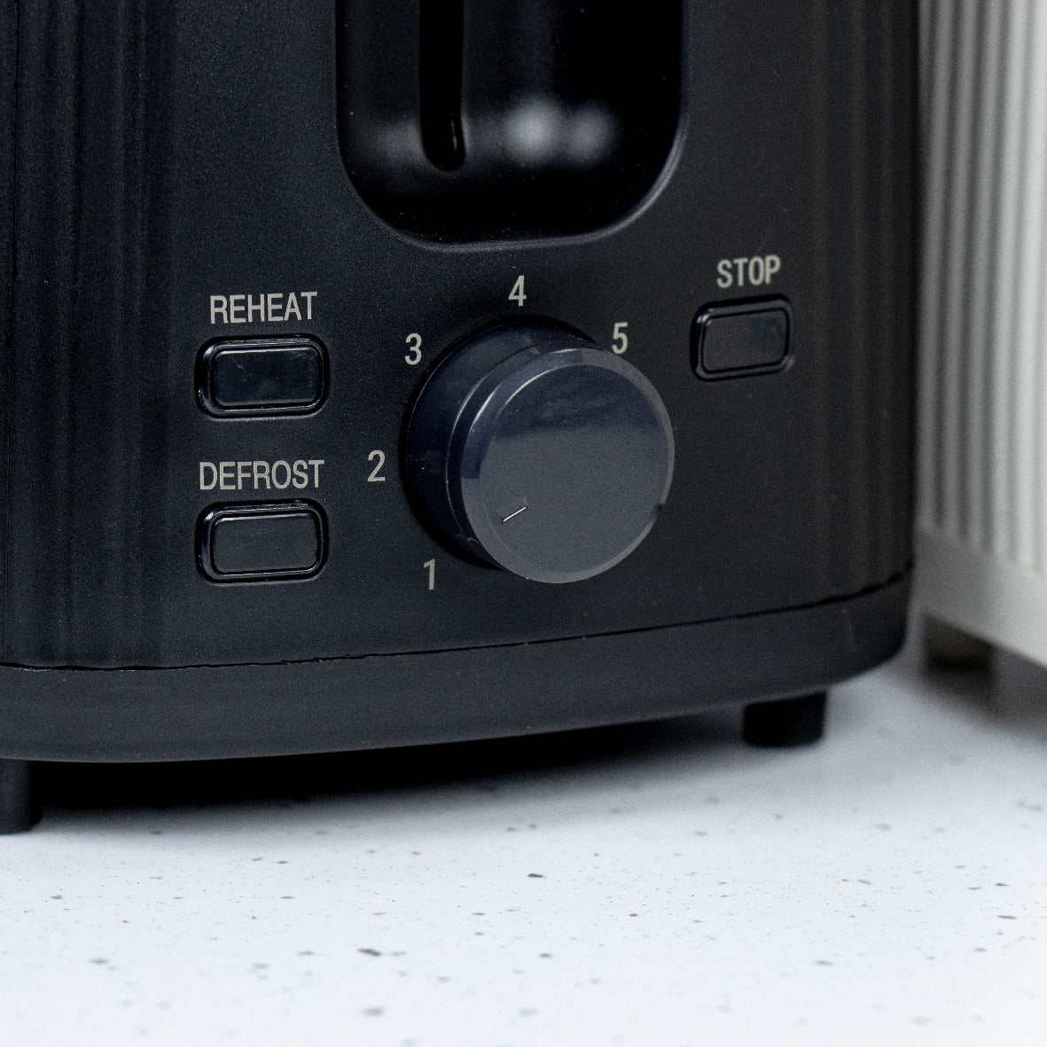 2 Slice Toaster - Black Grooved Design