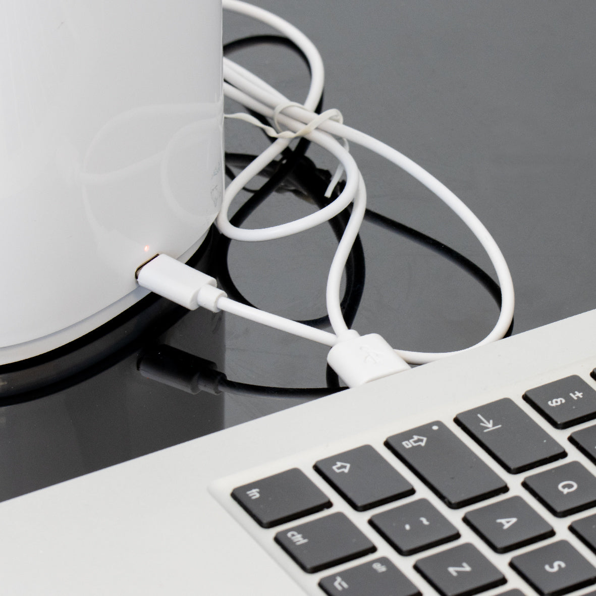 Rechargeable Bladeless Fan with Spray Mist