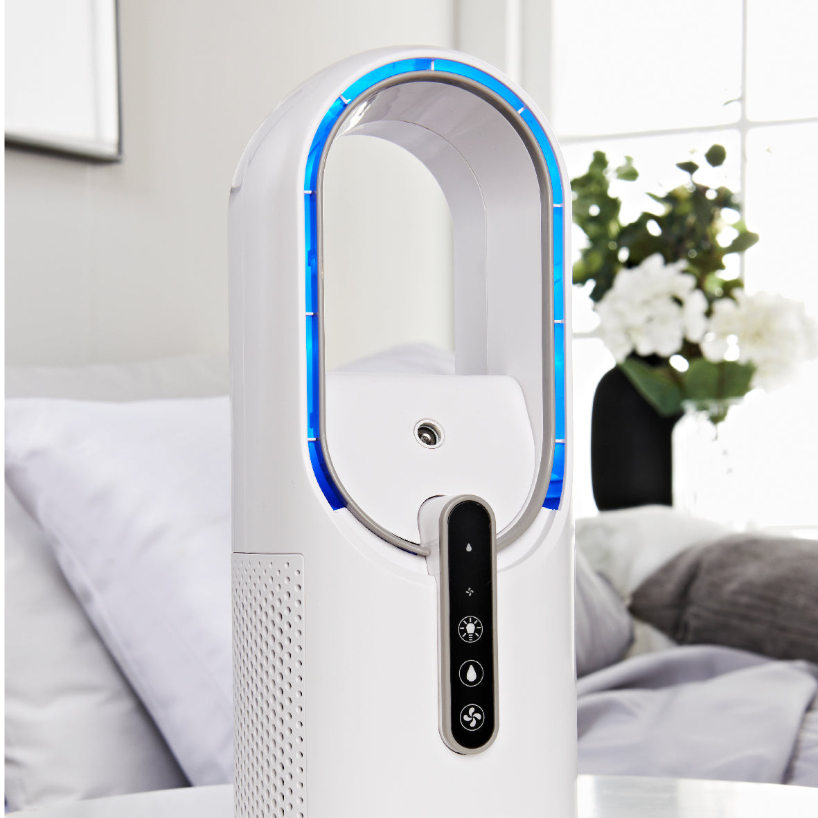 Rechargeable Bladeless Fan with Spray Mist