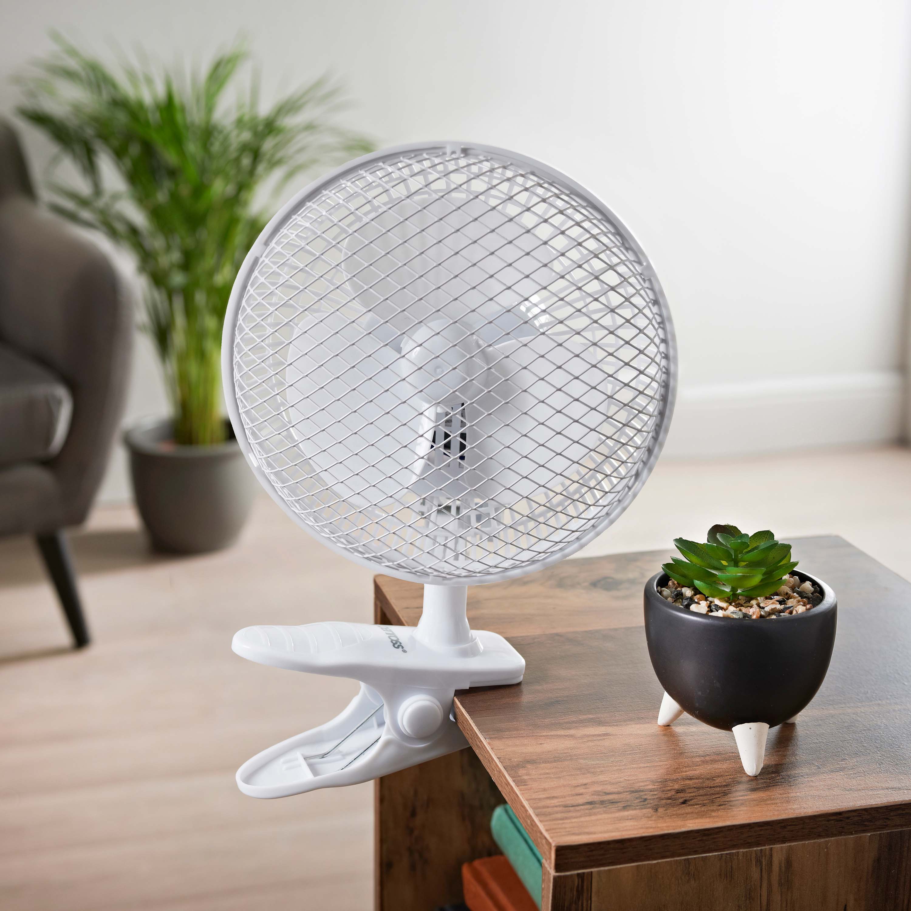 6" Desk Fan with Clip
