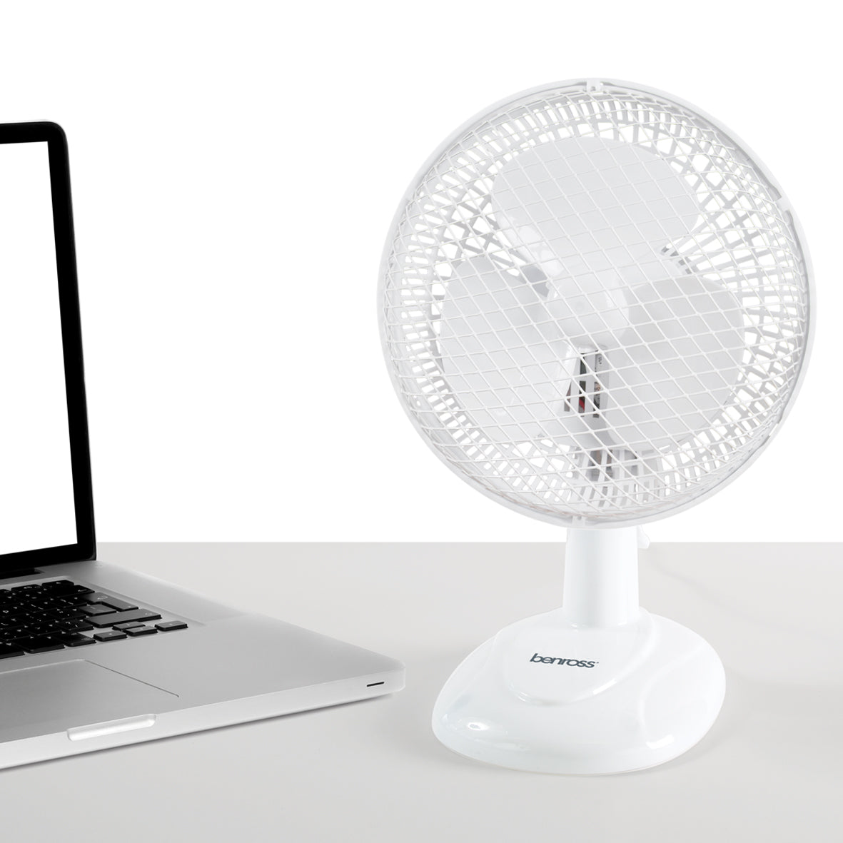 6" Desk Fan with Clip