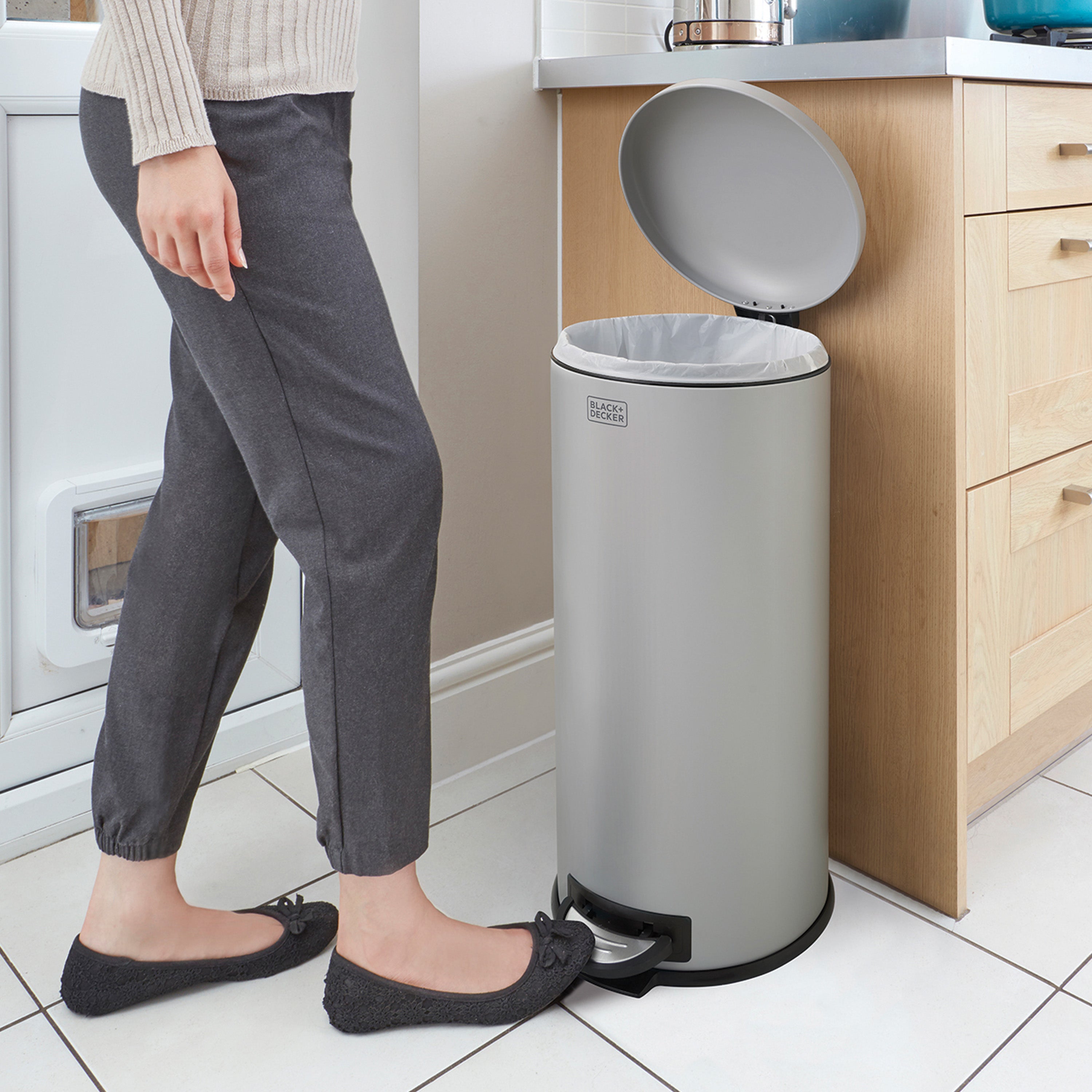 30L Grey Domed Lid Pedal Bin