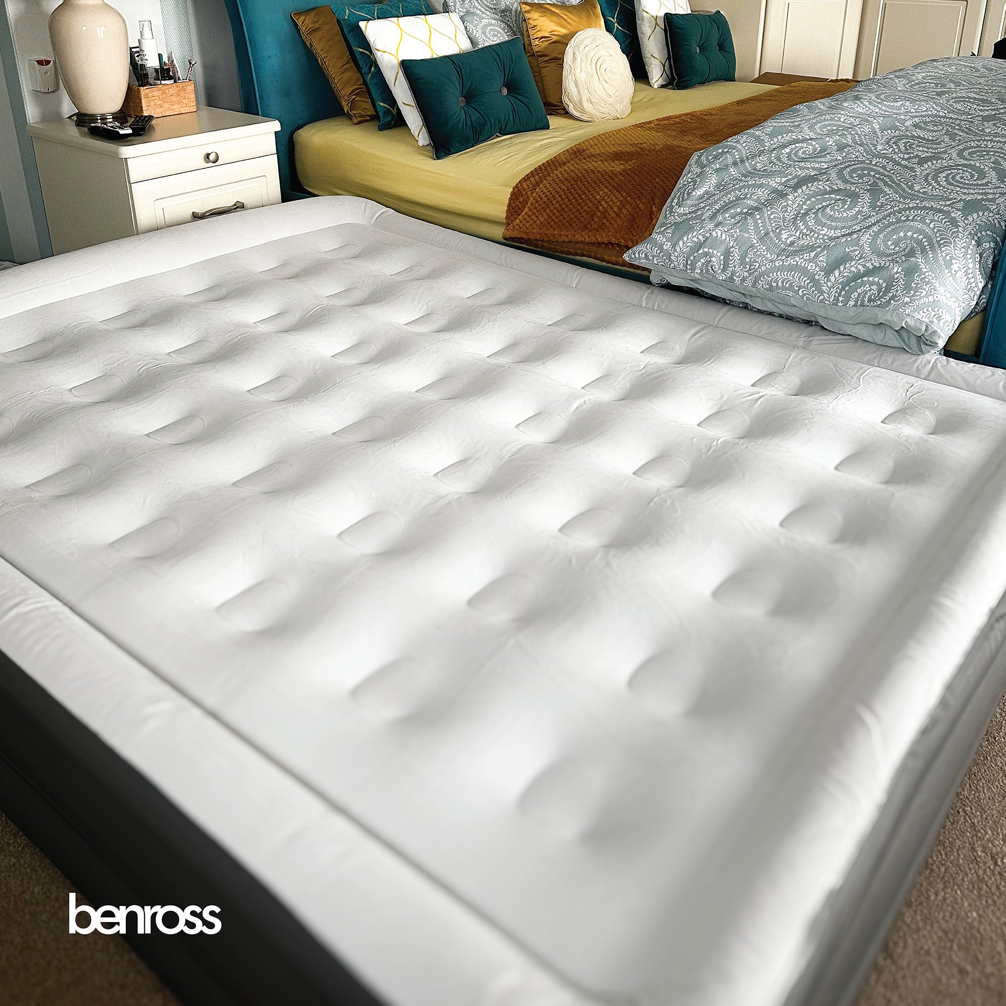 High Raised Queen Size Air Bed with Built In Pump