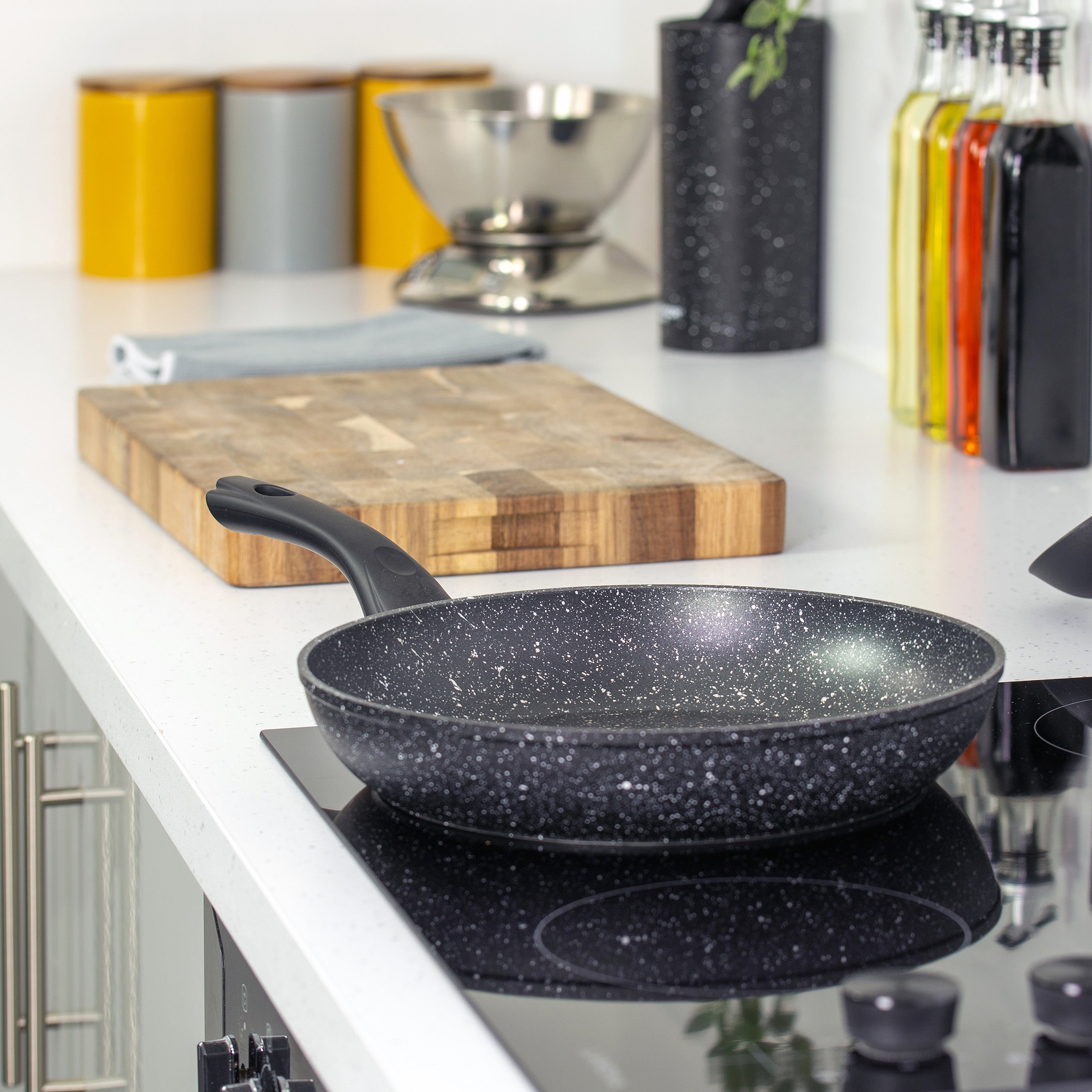 Classic 28cm Black Non Stick Frying Pan