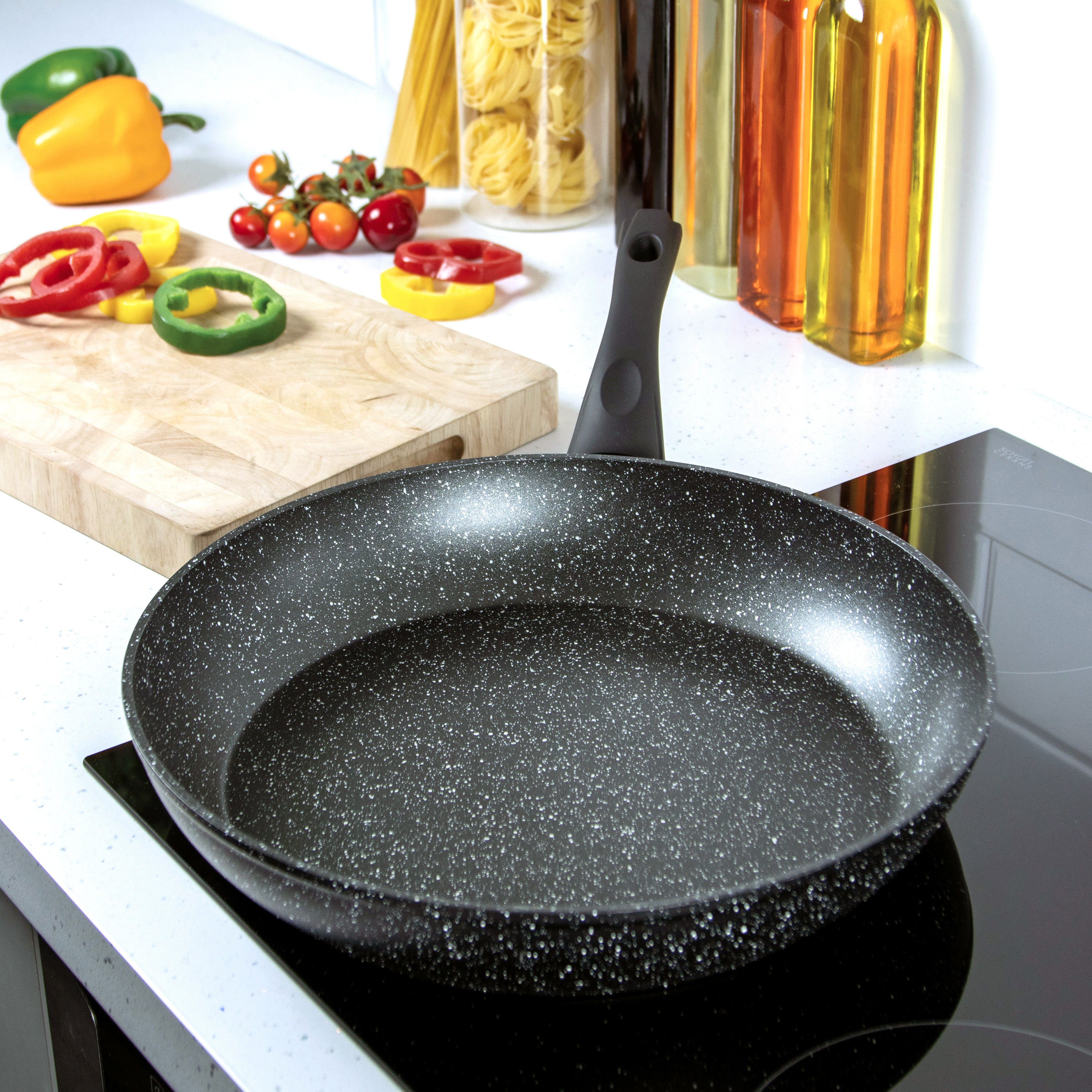 Classic 32cm Black Non Stick Frying Pan